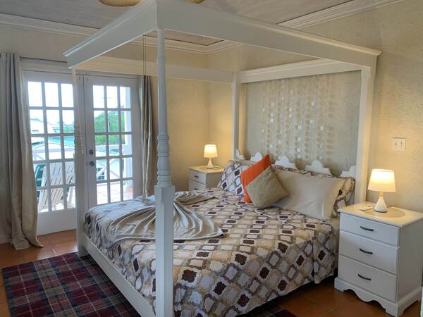 Picture of Master bedroom 