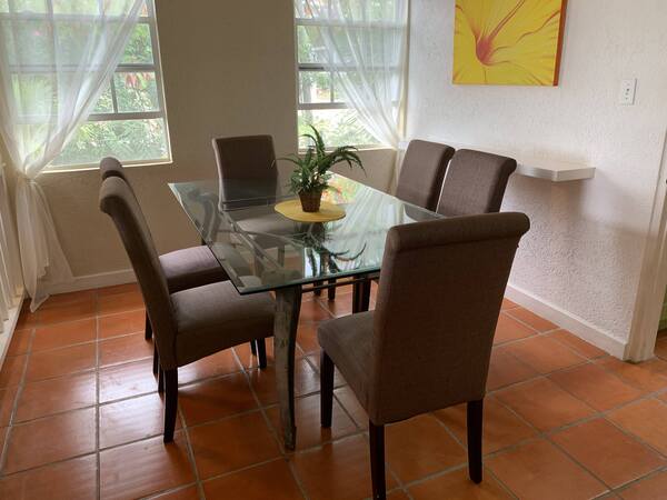 Picture of Dining area 