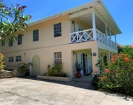 Picture of Entrance and private parking